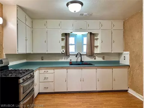 4820 S 28th St, Fort Smith, AR 72901 photo 15