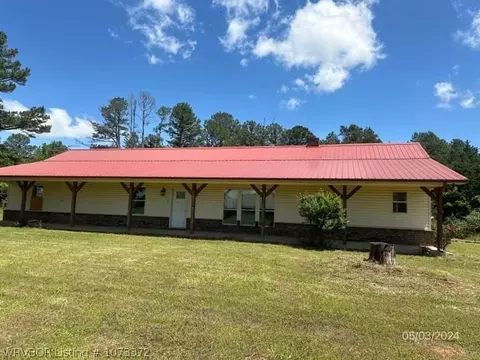 105 Mikles Rd, Magazine, AR 72943