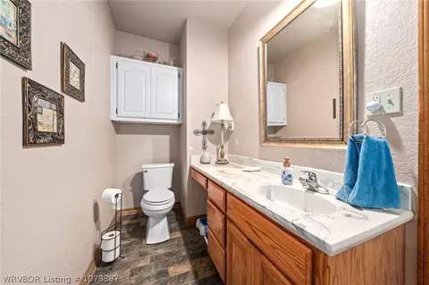 Bath - 1308 Raleigh St, Lavaca, AR 72941 photo 3 of 5