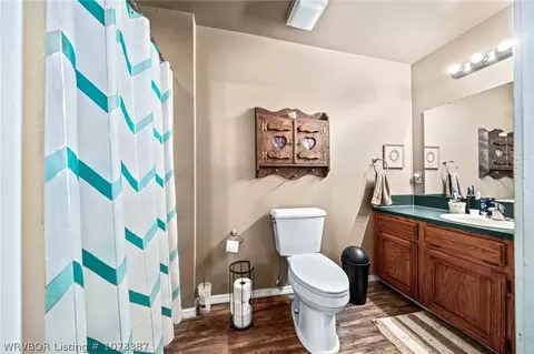 Bath - 1308 Raleigh St, Lavaca, AR 72941 photo 1 of 5
