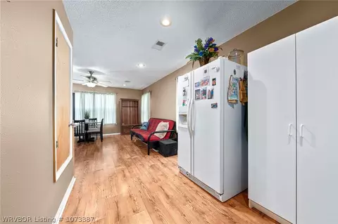 Entry Way - 1308 Raleigh St, Lavaca, AR 72941 photo 4 of 4