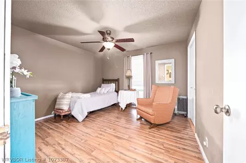 Bedroom - 1308 Raleigh St, Lavaca, AR 72941 photo 5 of 5
