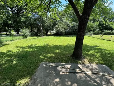Exterior - 4913 S 32nd St, Fort Smith, AR 72903 photo 2 of 3