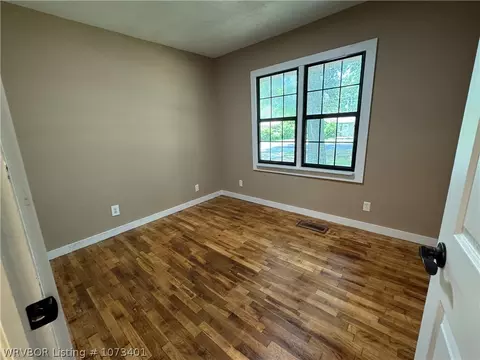 Bedroom - 4913 S 32nd St, Fort Smith, AR 72903 photo 1 of 2