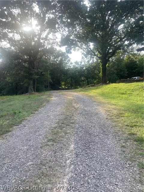 901 Idlewood Ln, Hackett, AR 72937 photo 6