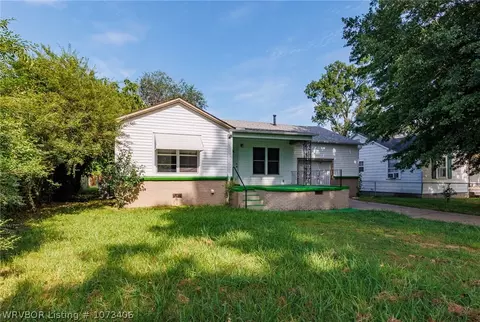 1921 Churchill Rd, Fort Smith, AR 72904