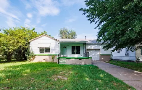 Exterior - 1921 Churchill Rd, Fort Smith, AR 72904 photo 2 of 5