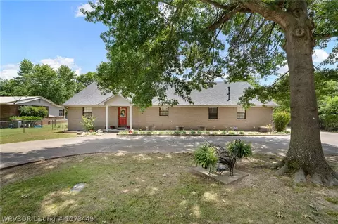 608 7th St, Barling, AR 72923
