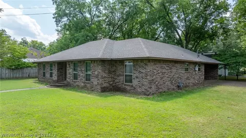 Exterior - 400 E Carney St, Paris, AR 72855 photo 3 of 6
