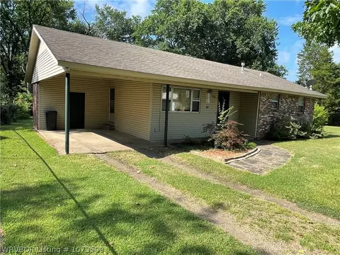 125 Roland Estates Ln, Roland, OK 74954