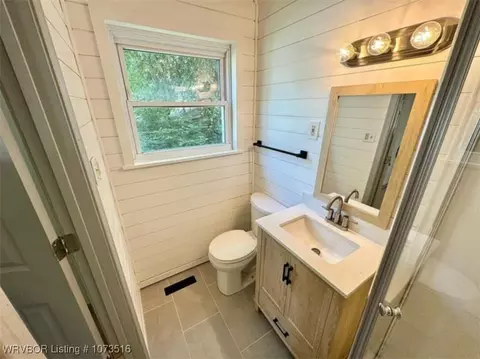 Bath - 4 Raleigh Cir, Fort Smith, AR 72901 photo 4 of 4