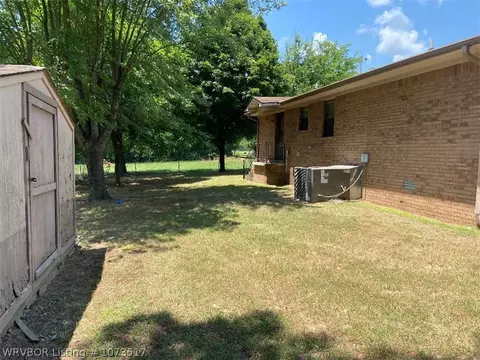 Exterior - 409 Nickell St, Ozark, AR 72949 photo 4 of 4