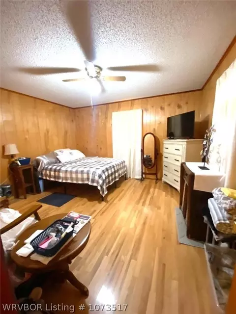 Bedroom - 409 Nickell St, Ozark, AR 72949 photo 1 of 1