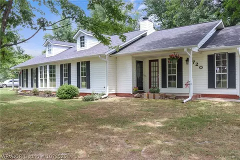 720 S Red Hill St, Alma, AR 72921
