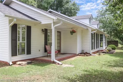 720 S Red Hill St, Alma, AR 72921 photo 4