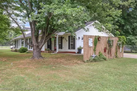 720 S Red Hill St, Alma, AR 72921 photo 3