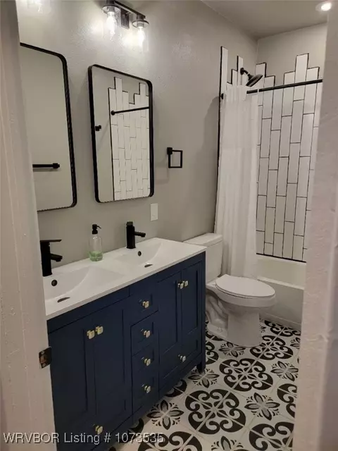 Bath - 806 S 22nd St, Fort Smith, AR 72901 photo 3 of 6
