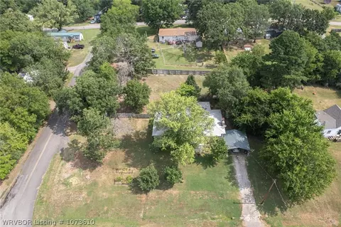 505 Sherwood Ave, Bonanza, AR 72916 photo 8