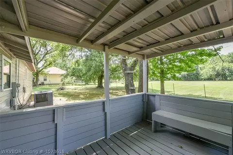 Exterior - 1001 Highway 253, Lavaca, AR 72941 photo 5 of 6
