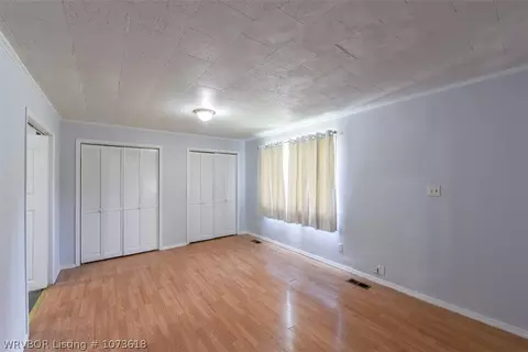 Bedroom - 1001 Highway 253, Lavaca, AR 72941 photo 3 of 3