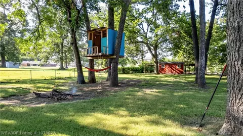 Exterior - 4809 Skywood Dr, Fort Smith, AR 72904 photo 7 of 8