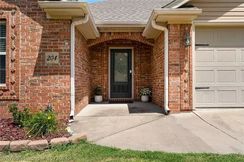 204 14th St, Lavaca, AR 72941 photo 2