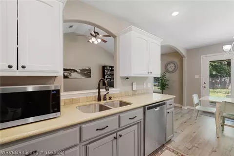 204 14th St, Lavaca, AR 72941 photo 13