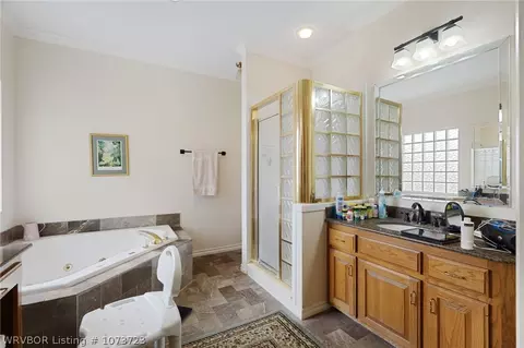 Bath - 10905 Cork Ct, Fort Smith, AR 72908 photo 1 of 6