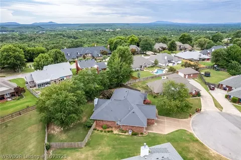 View/Area - 10905 Cork Ct, Fort Smith, AR 72908 photo 3 of 7