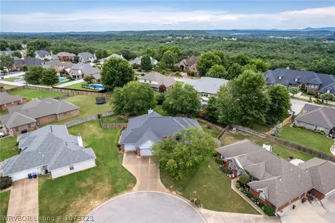 View/Area - 10905 Cork Ct, Fort Smith, AR 72908 photo 2 of 7