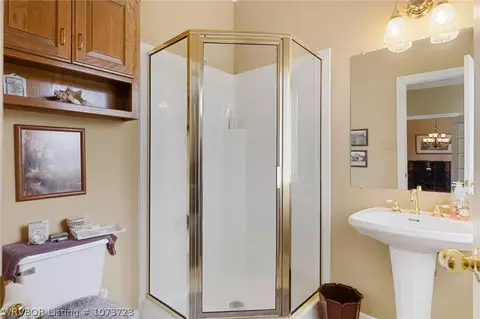 Bath - 10905 Cork Ct, Fort Smith, AR 72908 photo 6 of 6