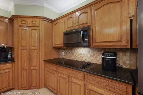 Kitchen - 10905 Cork Ct, Fort Smith, AR 72908 photo 4 of 5