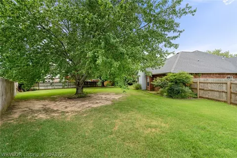 Exterior - 10905 Cork Ct, Fort Smith, AR 72908 photo 4 of 5