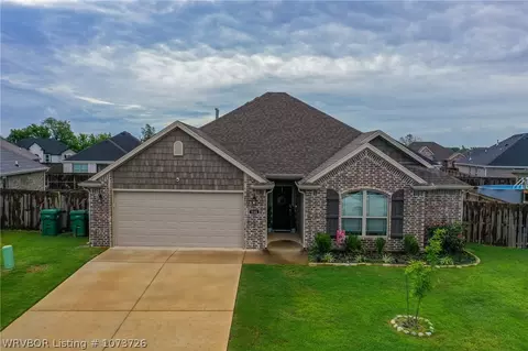 520 Holly St, Centerton, AR 72719