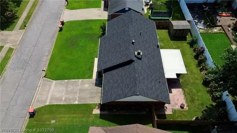 View/Area - 2405 Pine Ln, Barling, AR 72923 photo 2 of 5