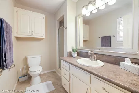 Bath - 2405 Pine Ln, Barling, AR 72923 photo 1 of 2