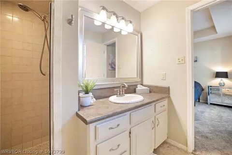 Bath - 2405 Pine Ln, Barling, AR 72923 photo 2 of 2