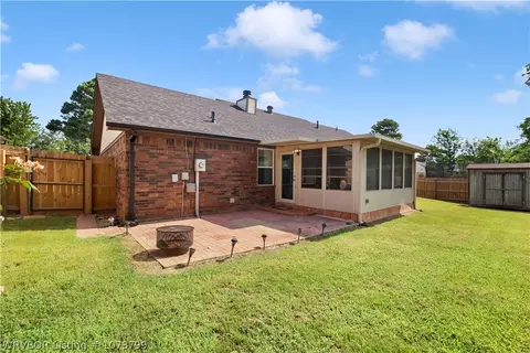 Other - 2405 Pine Ln, Barling, AR 72923 photo 8 of 10