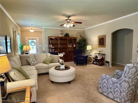 Living - 2904 Brighton Ct, Fort Smith, AR 72903 photo 3 of 5