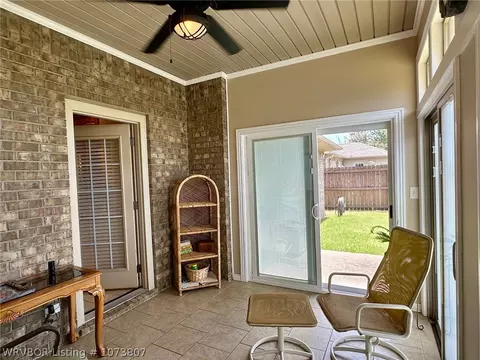 Exterior - 2904 Brighton Ct, Fort Smith, AR 72903 photo 5 of 9