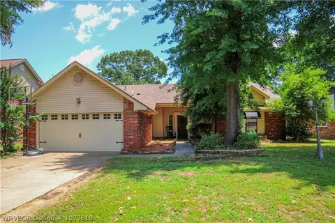 Exterior - 3001 100th St, Fort Smith, AR 72903 photo 2 of 4