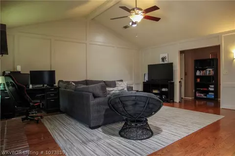 Living - 3001 100th St, Fort Smith, AR 72903 photo 2 of 3