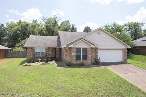706 Northview Dr, Van Buren, AR 72956