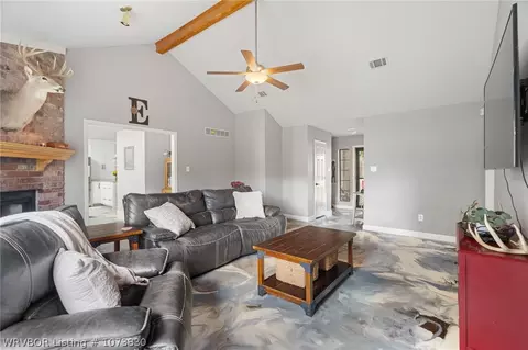 606 I Cir, Barling, AR 72923 photo 4