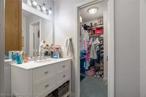 606 I Cir, Barling, AR 72923 photo 20