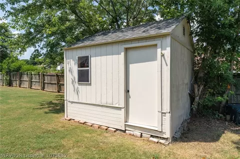 606 I Cir, Barling, AR 72923 photo 30