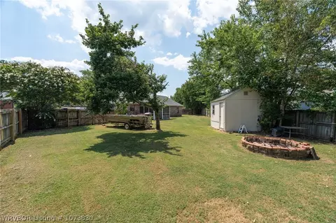 606 I Cir, Barling, AR 72923 photo 29
