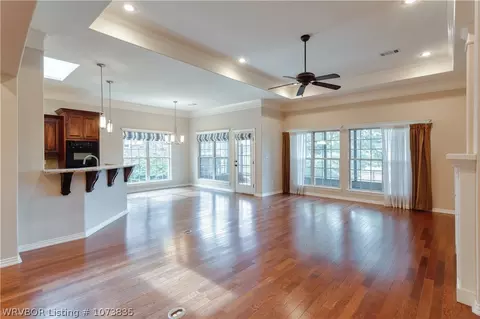 Living - 8823 Lakeside, Fort Smith, AR 72903 photo 4 of 4