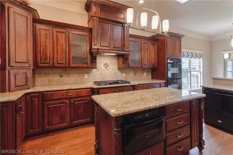 Kitchen - 8823 Lakeside, Fort Smith, AR 72903 photo 3 of 5
