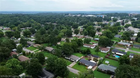 View/Area - 3700 Boston St, Fort Smith, AR 72903 photo 6 of 7